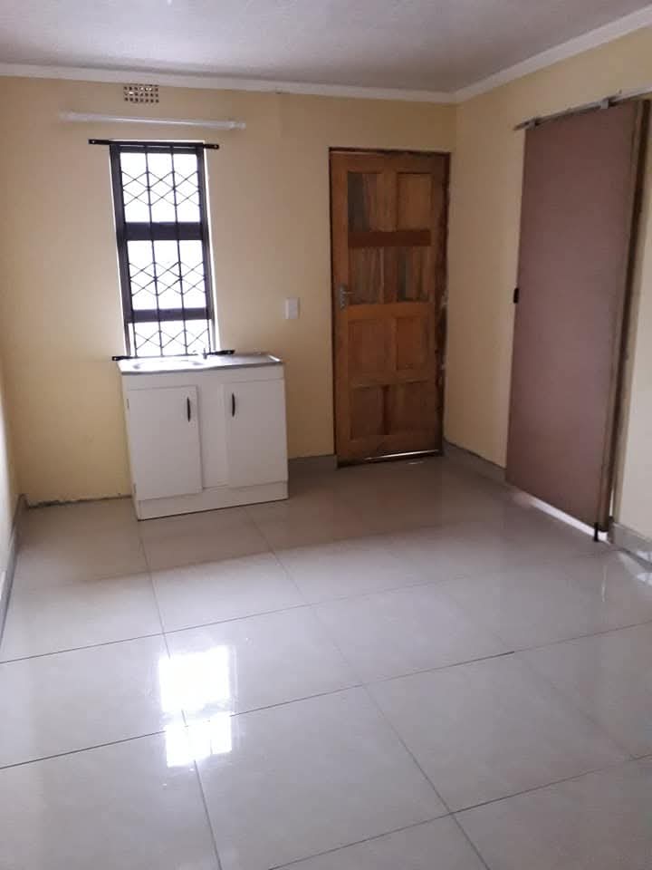 2 Bedroom Property for Sale in Harare Western Cape
